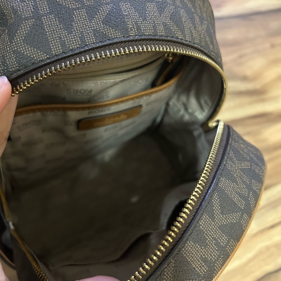 MICHAEL KORS Brown Monogram Backpack - Picture 6 of 8